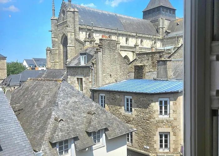 Vue Sur Les Toits De Dinan